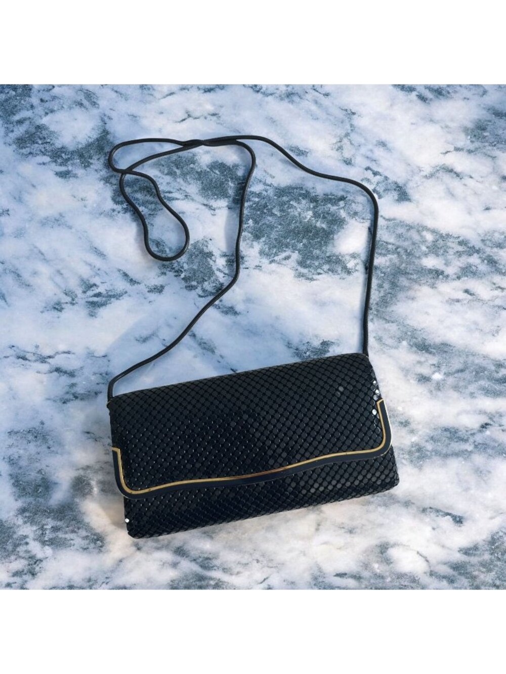 LA REGALE Vintage Navy Blue Chain Mesh Cocktail Bag w/ Strap